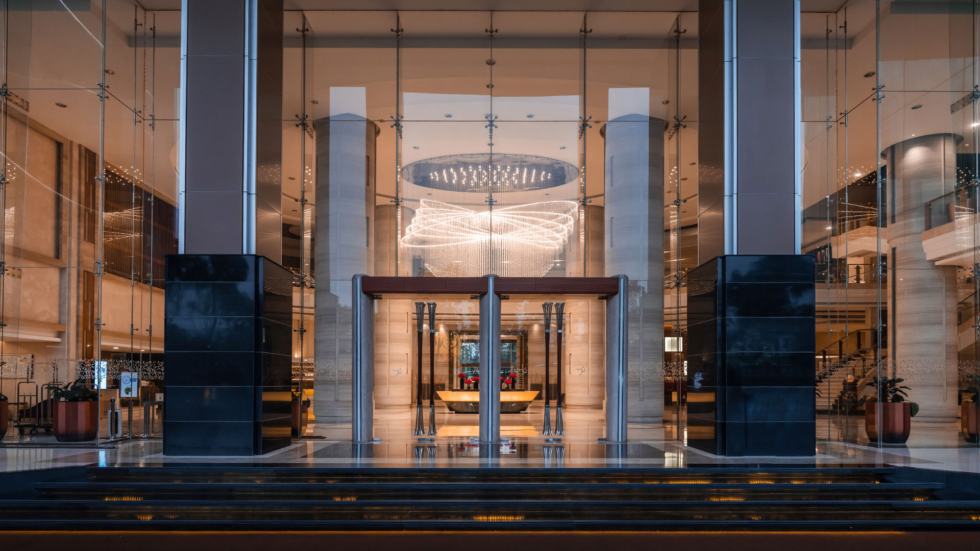 The Grand Fourwings Convention