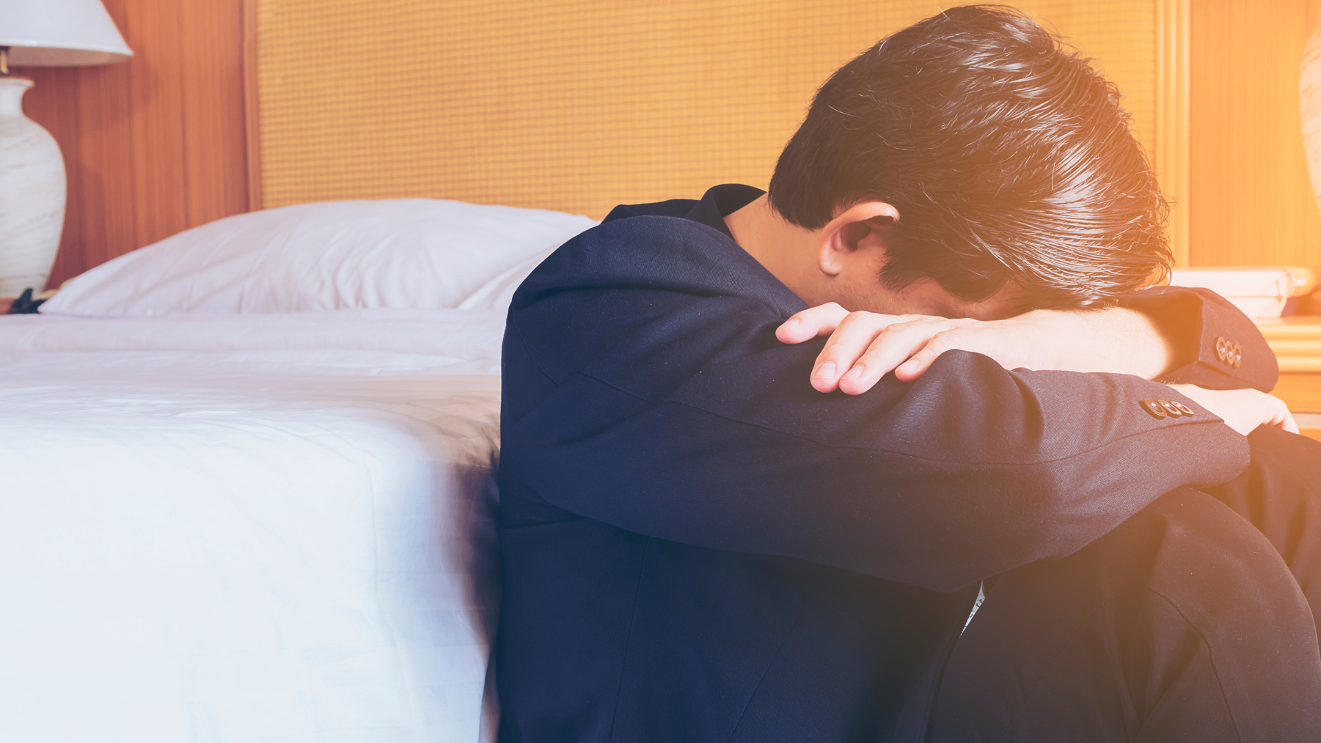 Prevenção do suicídio na Tailândia: Uma abordagem de toda a sociedade