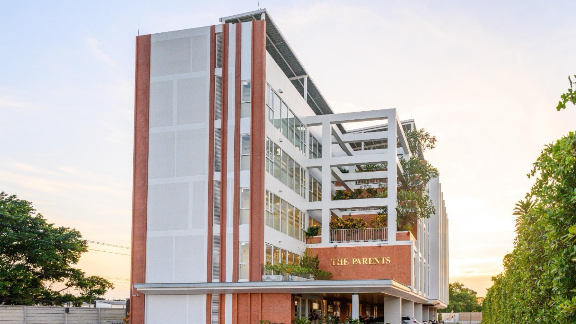 "The Parents" se Prepara para Cuidados Abrangentes com Idosos em uma Sociedade Envelhecida