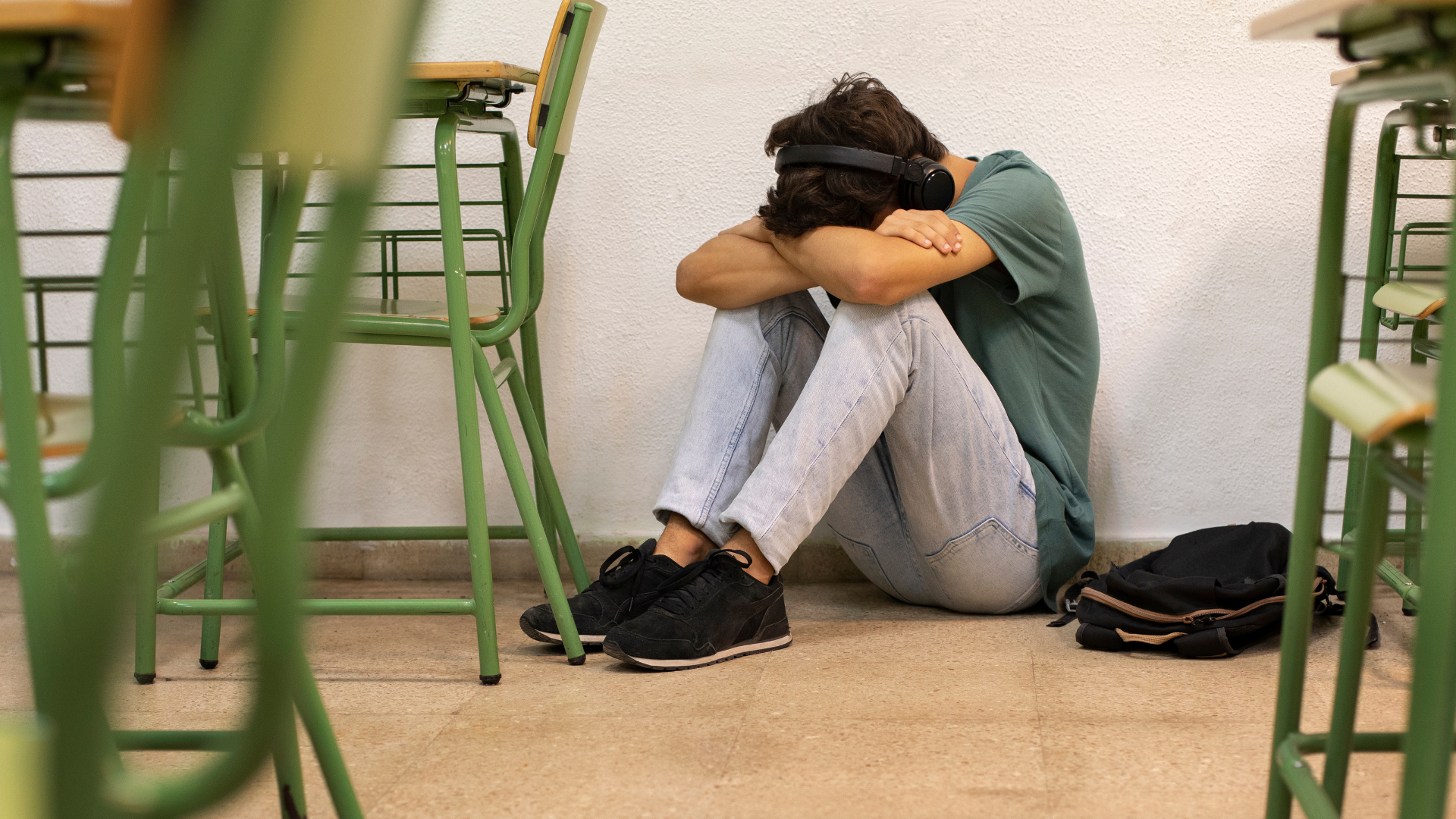 El Departamento de Salud Mental proporciona apoyo en el lugar para el incidente de asalto en la escuela, recomienda monitorear a los niños para reducir la violencia